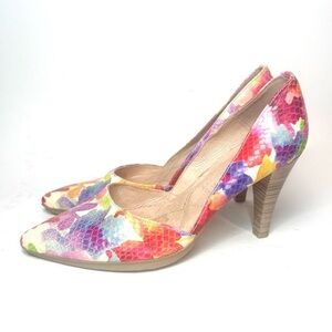 Hispanitas Floral Leather Pumps | 36